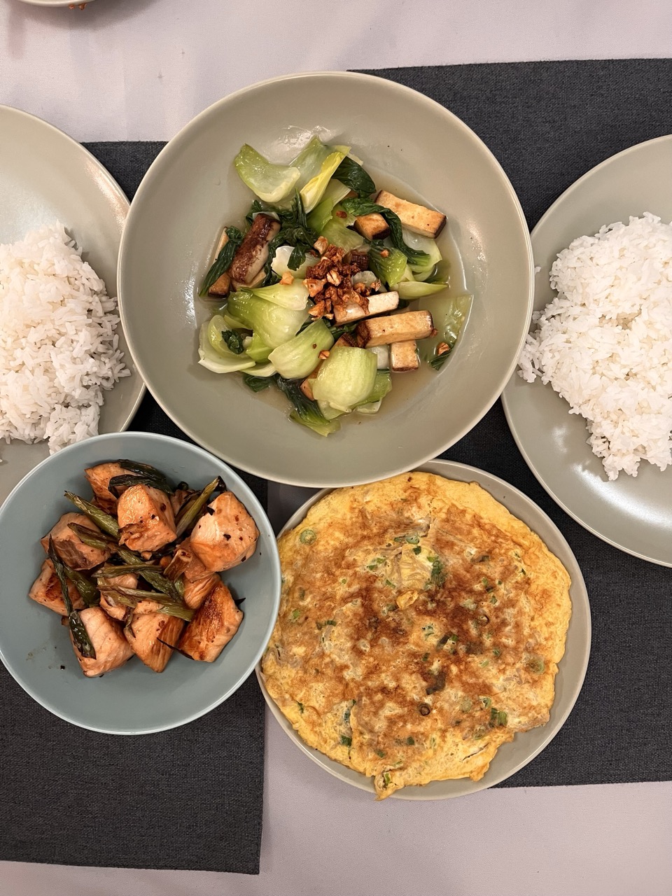 Pan-Fried Salmon with Scallion Oil and Garlic